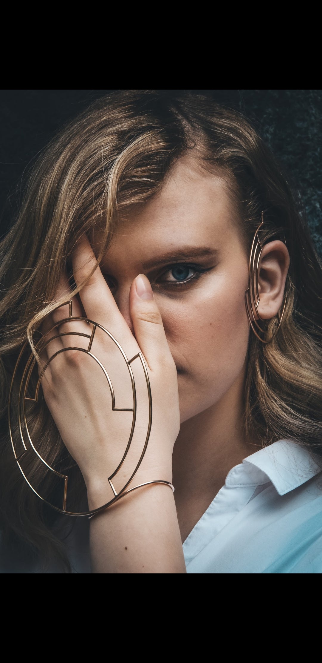 The Maze- Håndsmykke