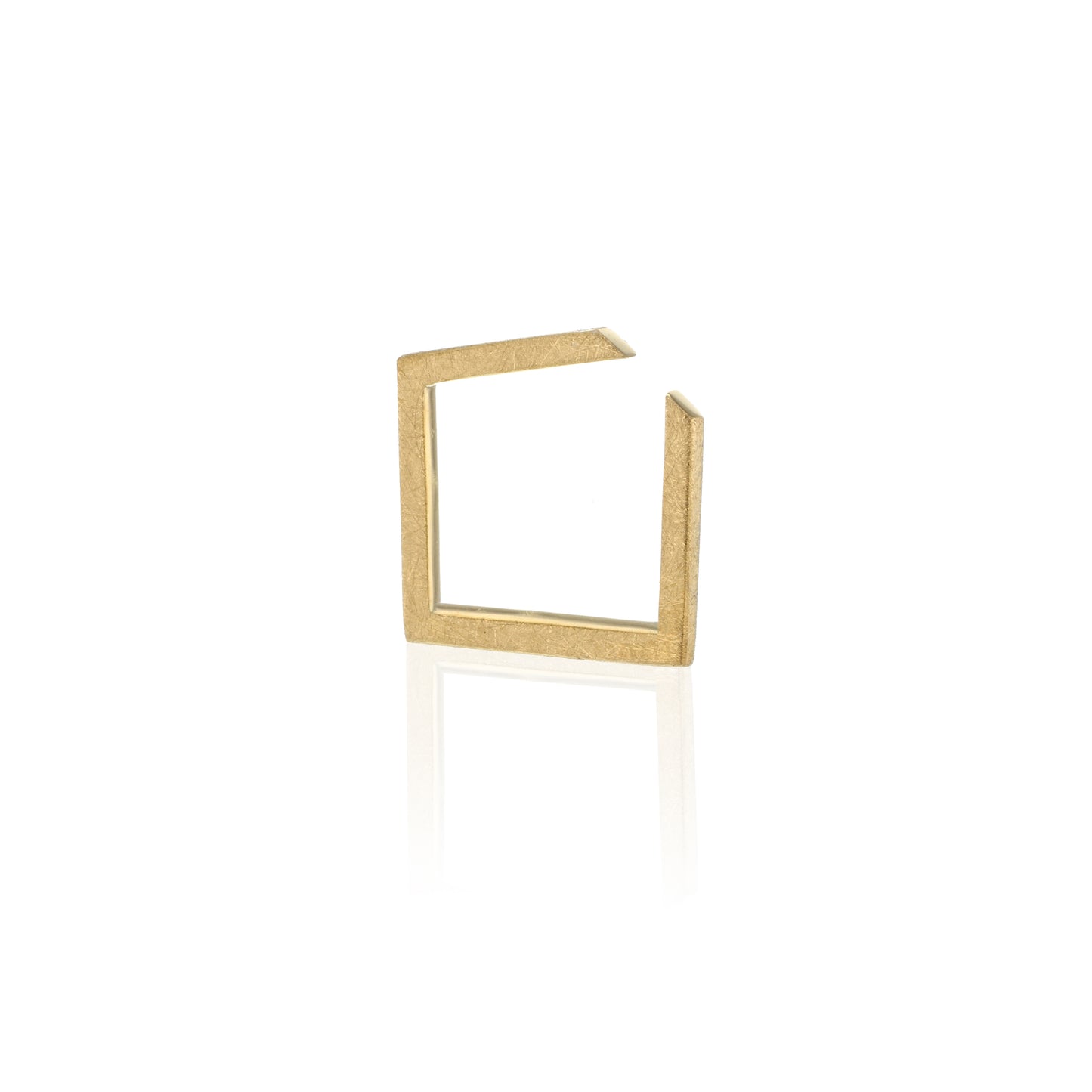 Square in the eye, Ring